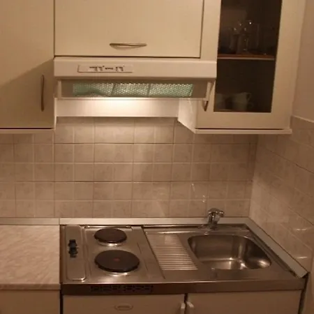 Ferienwohnung Mit Pool, Wlan Fur 2 Erwachsene Und 1 Kind * Balatonmáriafürdő